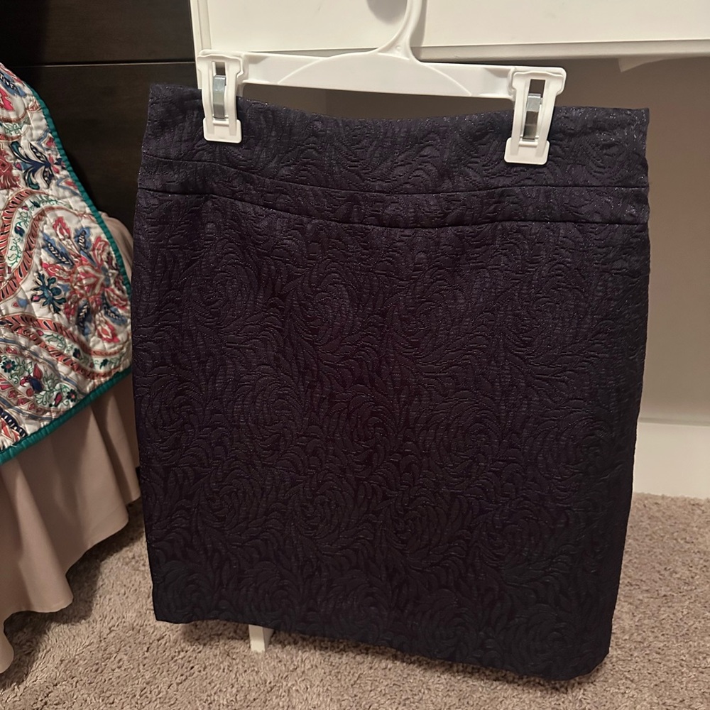 LOFT Navy Embossed Pencil Skirt